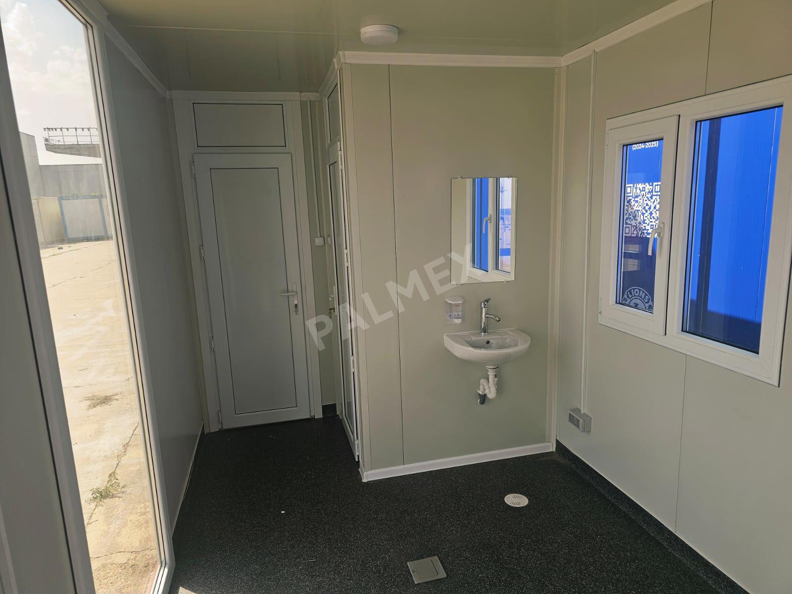 Container Comercial Hi-Fix 6x2.4 placat cu lemn Rosu PALMEX